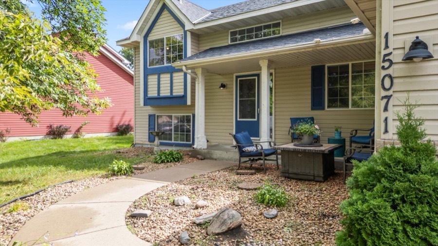 15071 Appaloosa Trail NE, Prior Lake, MN photo 2