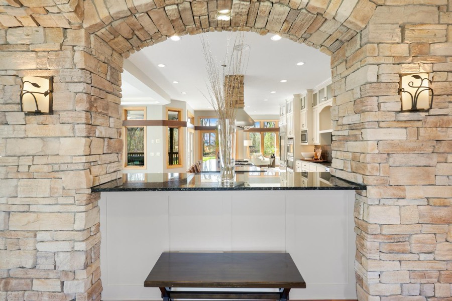 9401 Elm Court, Prior Lake, MN photo 6