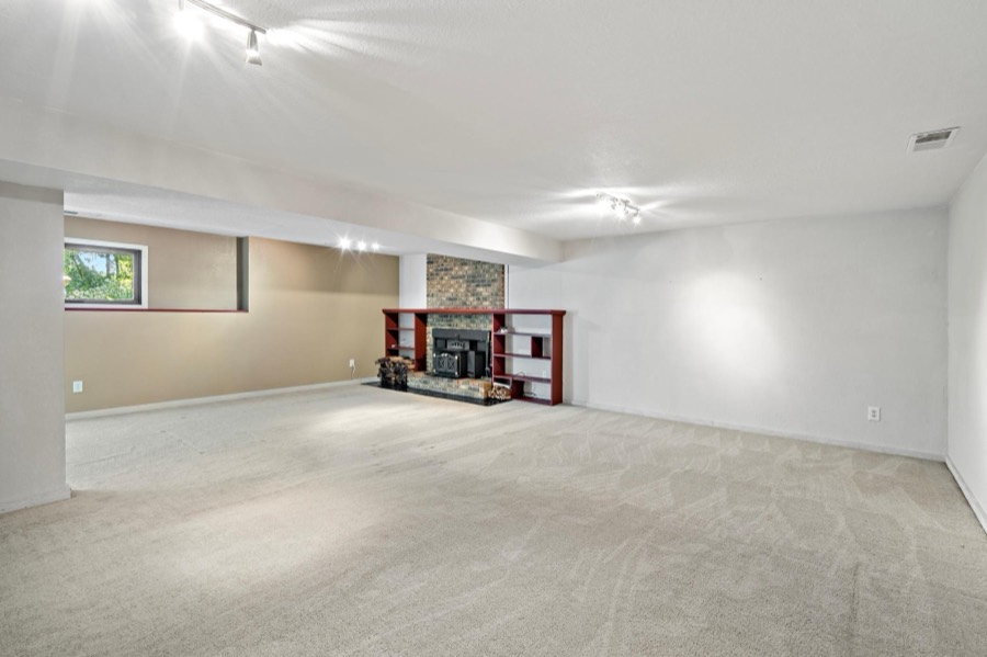5765 150th Street SE, Prior Lake, MN photo 12