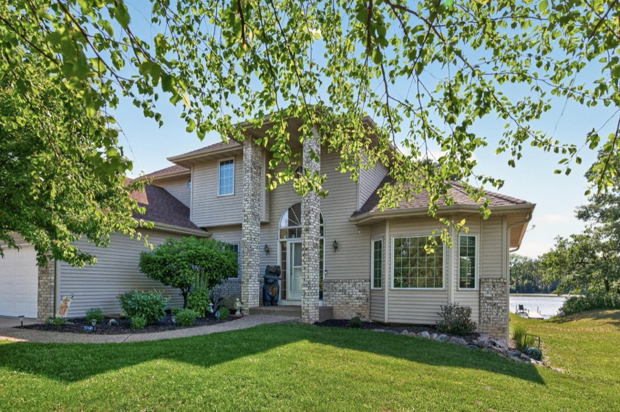 20625 Texas Avenue, Prior Lake, MN photo 2