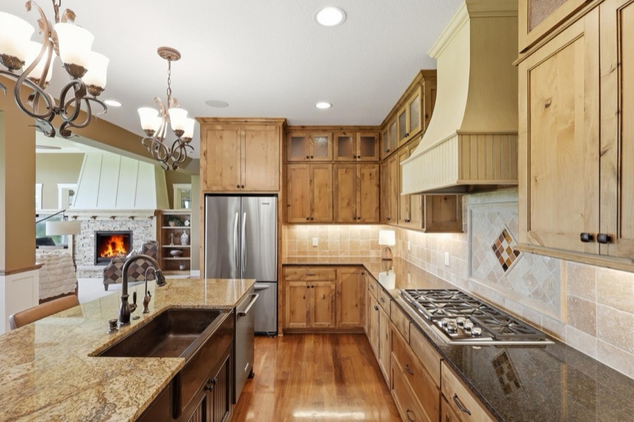 19475 Oak Grove Avenue, Prior Lake, MN photo 10
