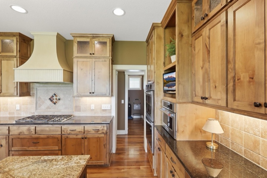 19475 Oak Grove Avenue, Prior Lake, MN photo 12