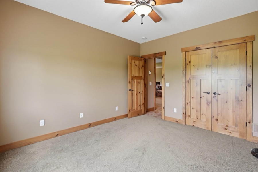 19475 Oak Grove Avenue, Prior Lake, MN photo 42