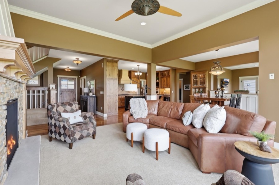 19475 Oak Grove Avenue, Prior Lake, MN photo 5
