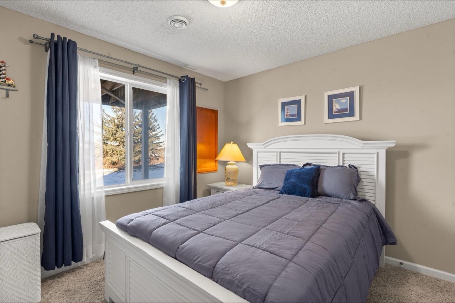 2606 Waterfall Way NW, Prior Lake, MN photo 18