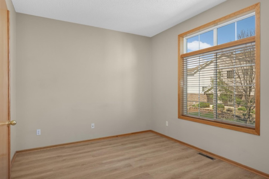 14189 Fountain Hills Court NE, Prior Lake, MN photo 13
