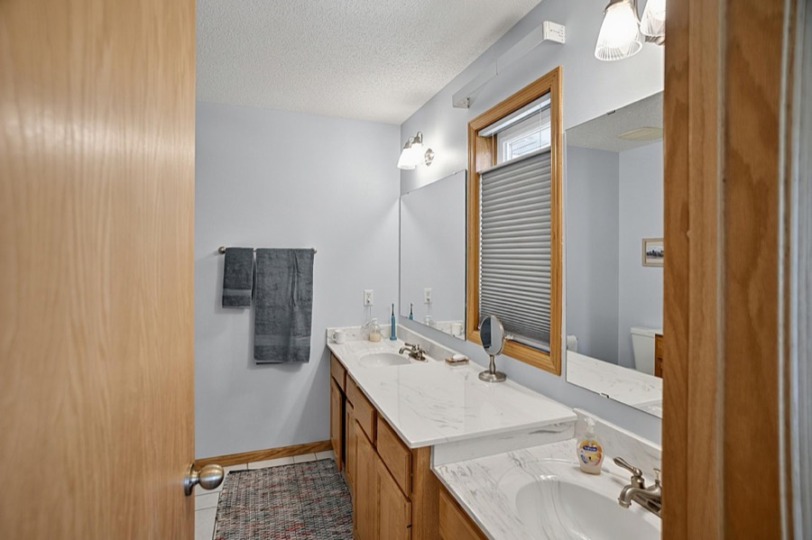 14421 Raven Court NE, Prior Lake, MN photo 10