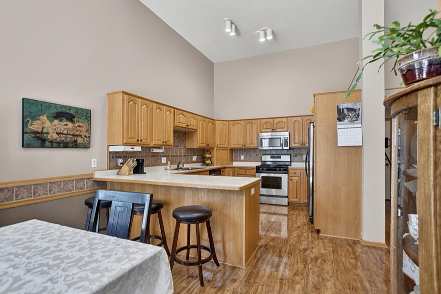 14421 Raven Court NE, Prior Lake, MN photo 4