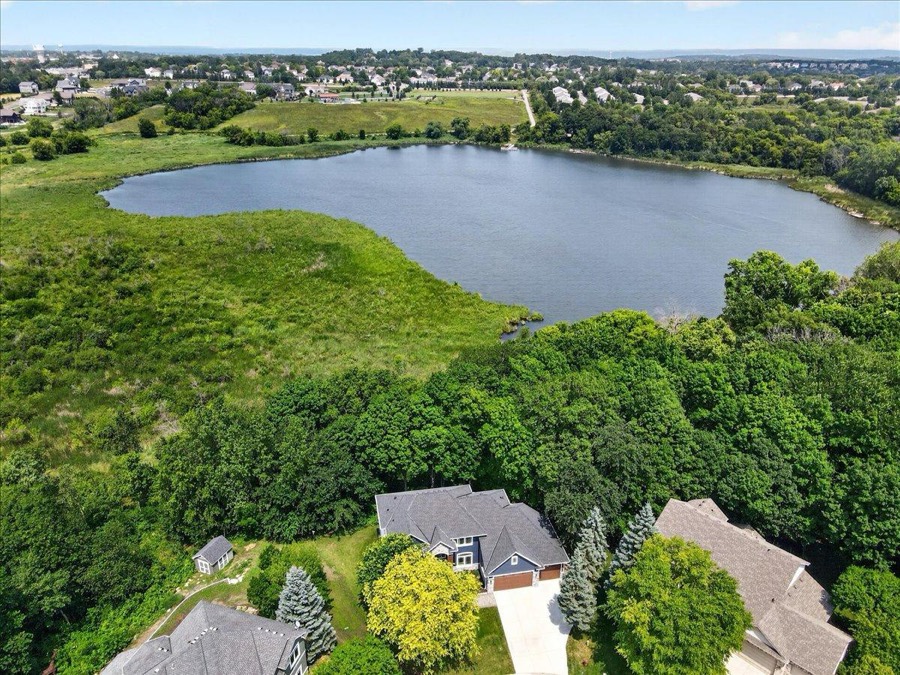 3122 Shady Cove Point NW, Prior Lake, MN photo 5