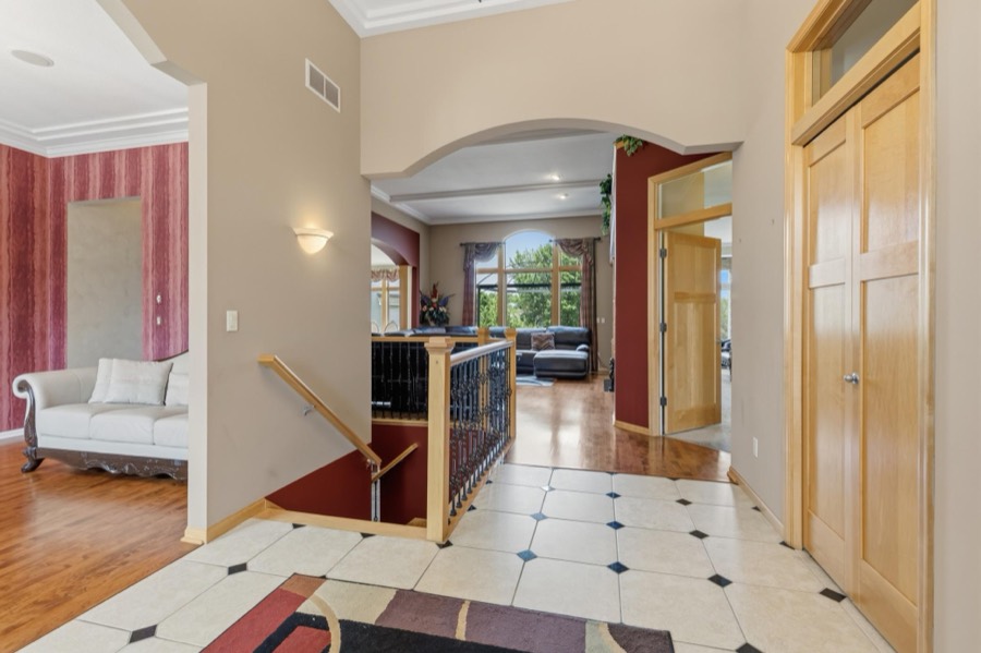 3401 Fox Tail Trail NW, Prior Lake, MN photo 5