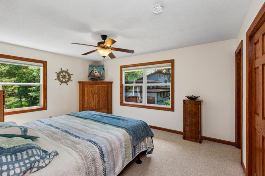 5281 Shore Trail NE, Prior Lake, MN photo 18