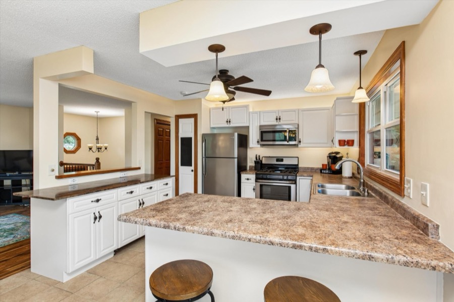5281 Shore Trail NE, Prior Lake, MN photo 6
