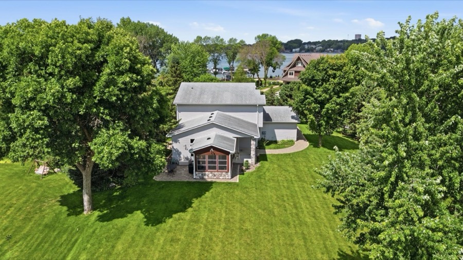 14513 Glendale Avenue SE, Prior Lake, MN photo 3