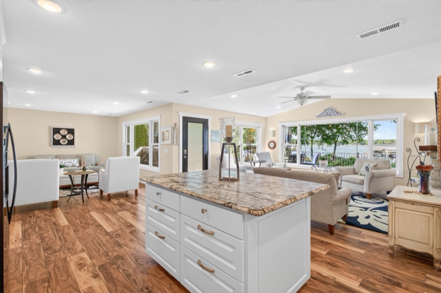 2790 Shore Drive, Prior Lake, MN photo 12