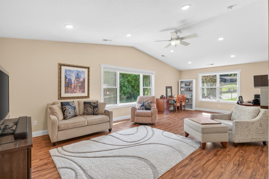 2790 Shore Drive, Prior Lake, MN photo 32
