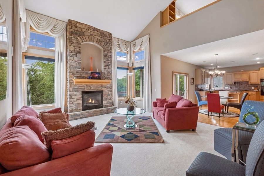 3497 Fox Tail Trail NW, Prior Lake, MN photo 4