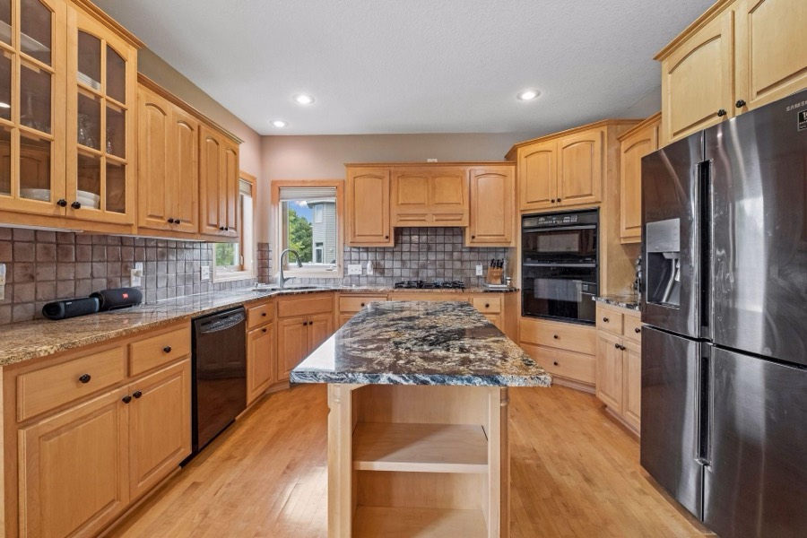 3497 Fox Tail Trail NW, Prior Lake, MN photo 6