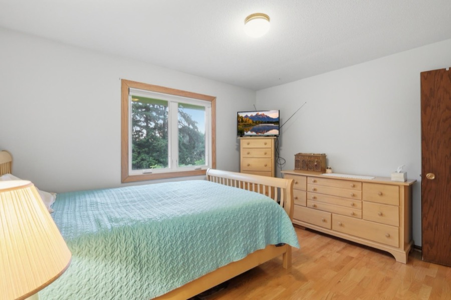 15590 Ridgemont Avenue SE, Prior Lake, MN photo 17