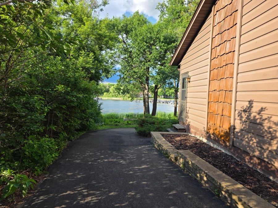 6668 Rustic Road SE, Prior Lake, MN photo 6