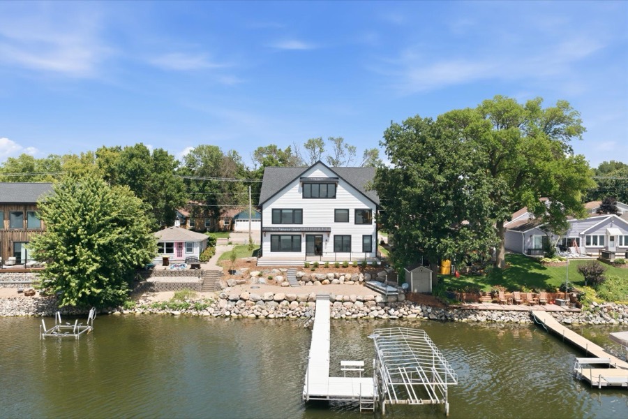 2523 Spring Lake Road SW, Prior Lake, MN photo 2