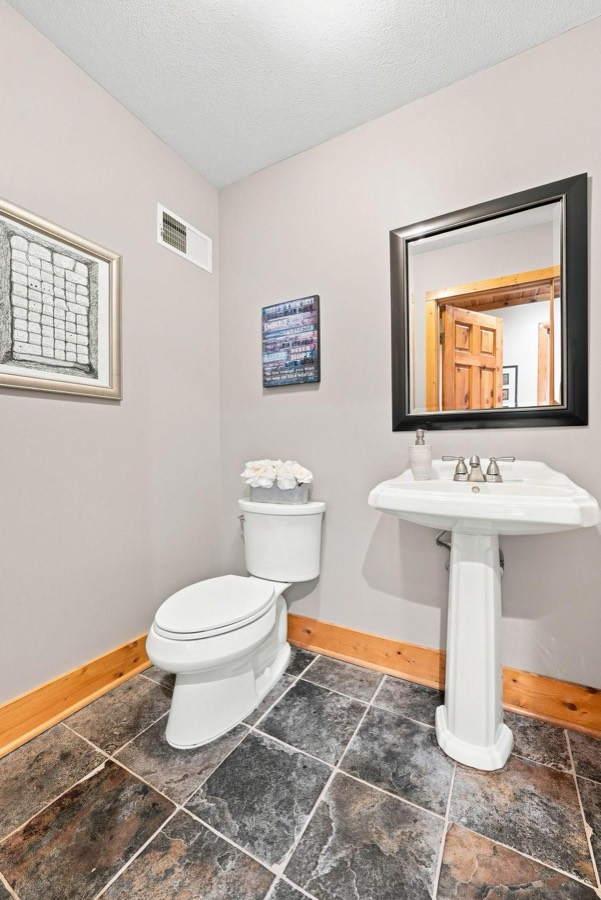 16099 Northwood Road NW, Prior Lake, MN photo 40