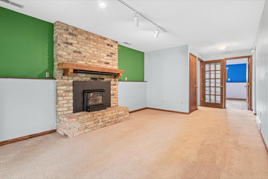 5915 Hidden Oaks Circle SE, Prior Lake, MN photo 15