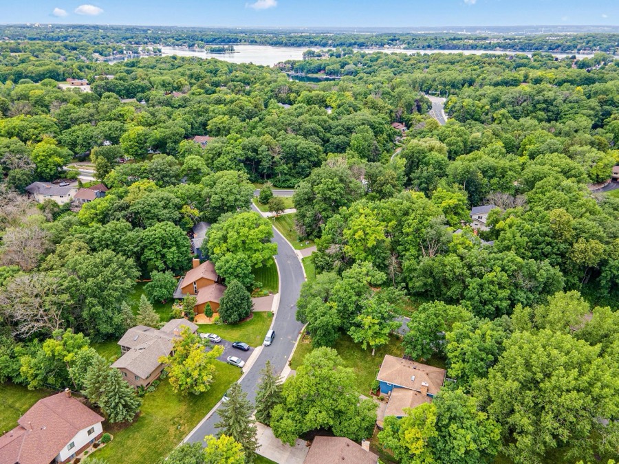 5915 Hidden Oaks Circle SE, Prior Lake, MN photo 30