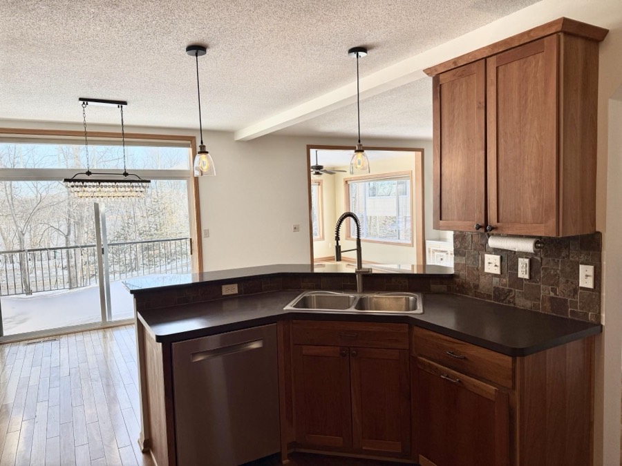 2526 Waterfall Way NW, Prior Lake, MN photo 5