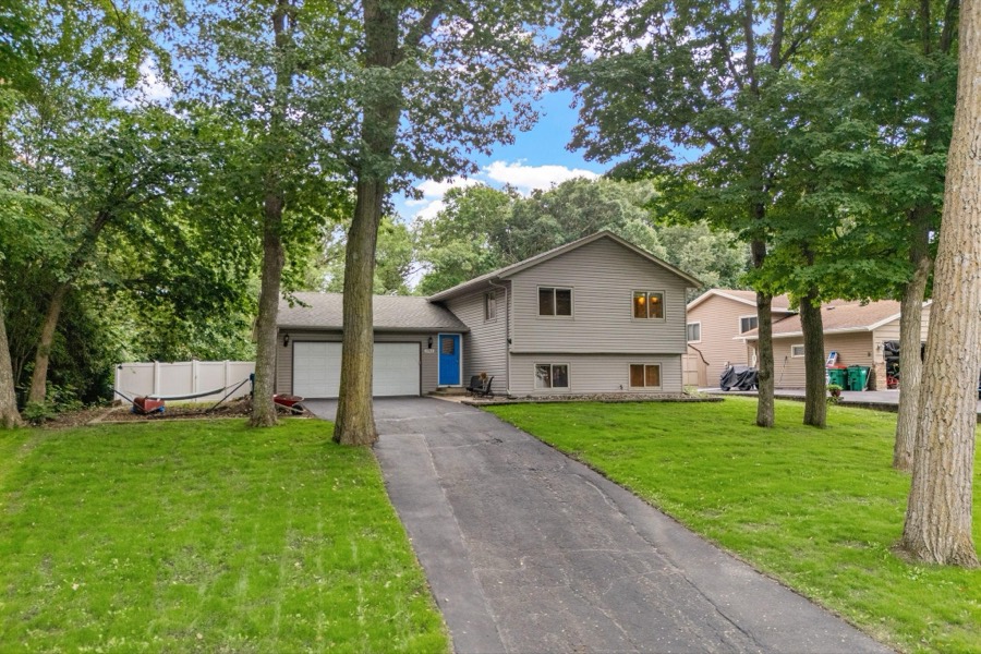 17411 Sunset Trail SW, Prior Lake, MN photo 1