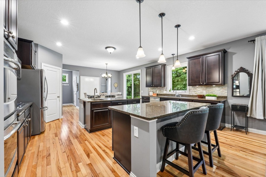 3350 Malcom Court SW, Prior Lake, MN photo 3