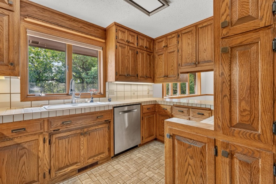 17991 Natchez Avenue, Prior Lake, MN photo 10