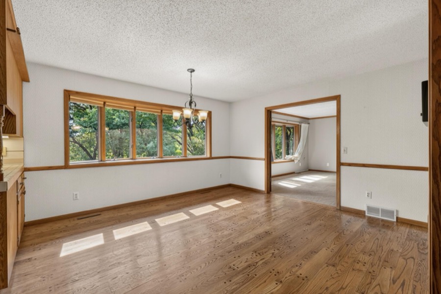17991 Natchez Avenue, Prior Lake, MN photo 6
