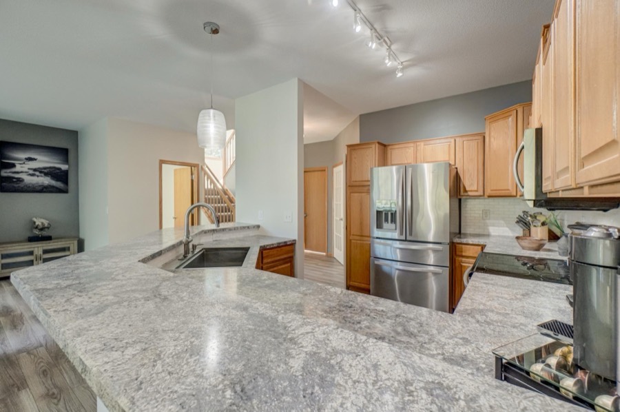 14171 Fountain Hills Court NE, Prior Lake, MN photo 4