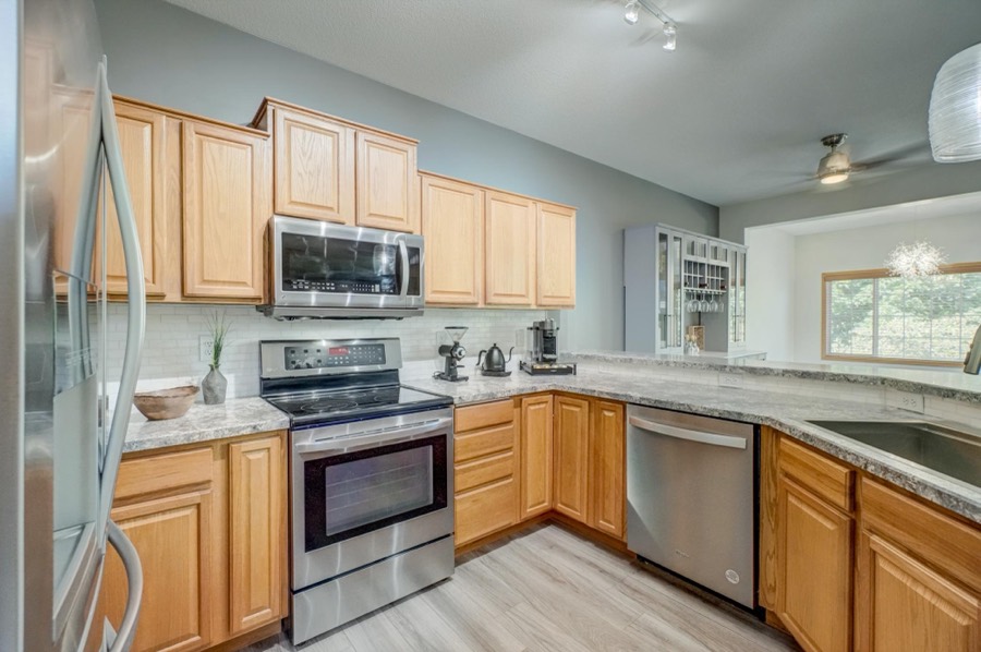 14171 Fountain Hills Court NE, Prior Lake, MN photo 5