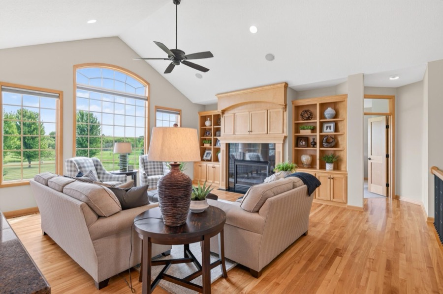 19295 Oak Grove Avenue, Prior Lake, MN photo 17