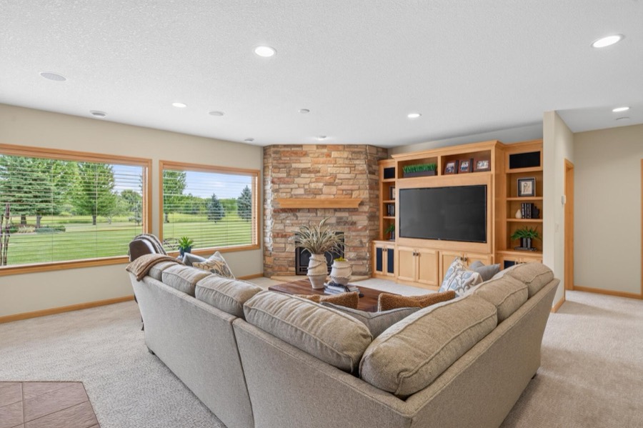 19295 Oak Grove Avenue, Prior Lake, MN photo 66