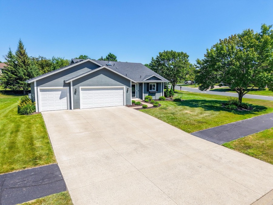 17077 Toronto Avenue SE, Prior Lake, MN photo 2