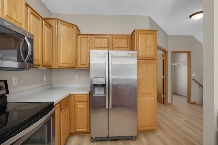 14189 Fountain Hills Court NE, Prior Lake, MN photo 12