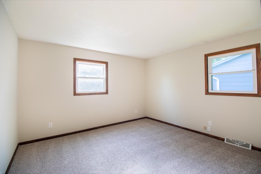16639 Lyons Avenue SE, Prior Lake, MN photo 11