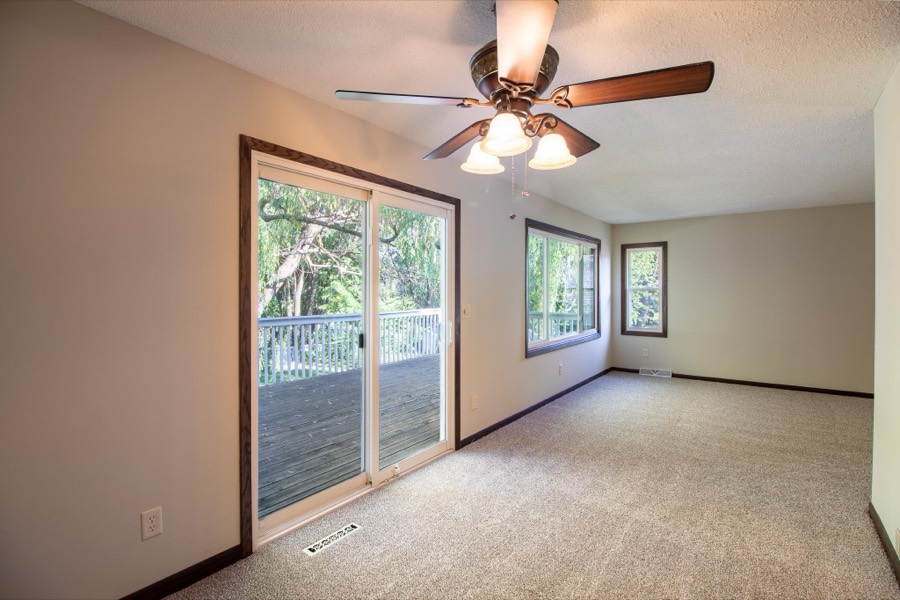 16639 Lyons Avenue SE, Prior Lake, MN photo 5
