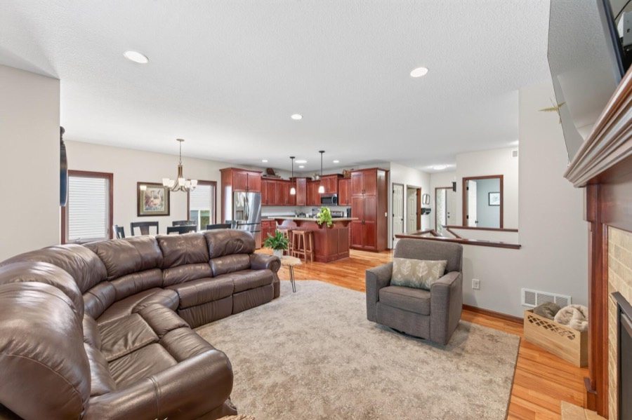 2637 Wilds Lane NW, Prior Lake, MN photo 8