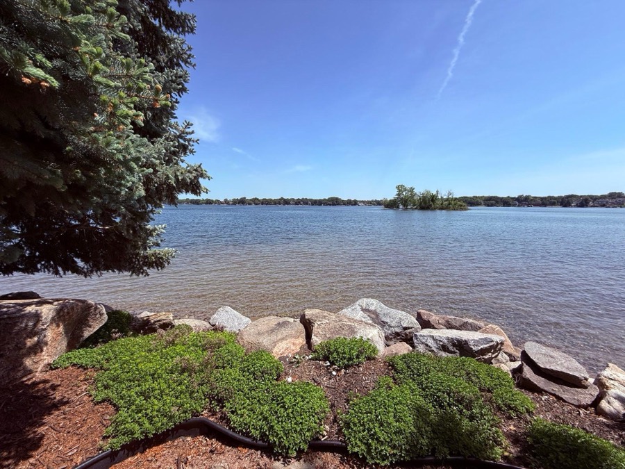 14484 Shady Beach Trail NE, Prior Lake, MN photo 17