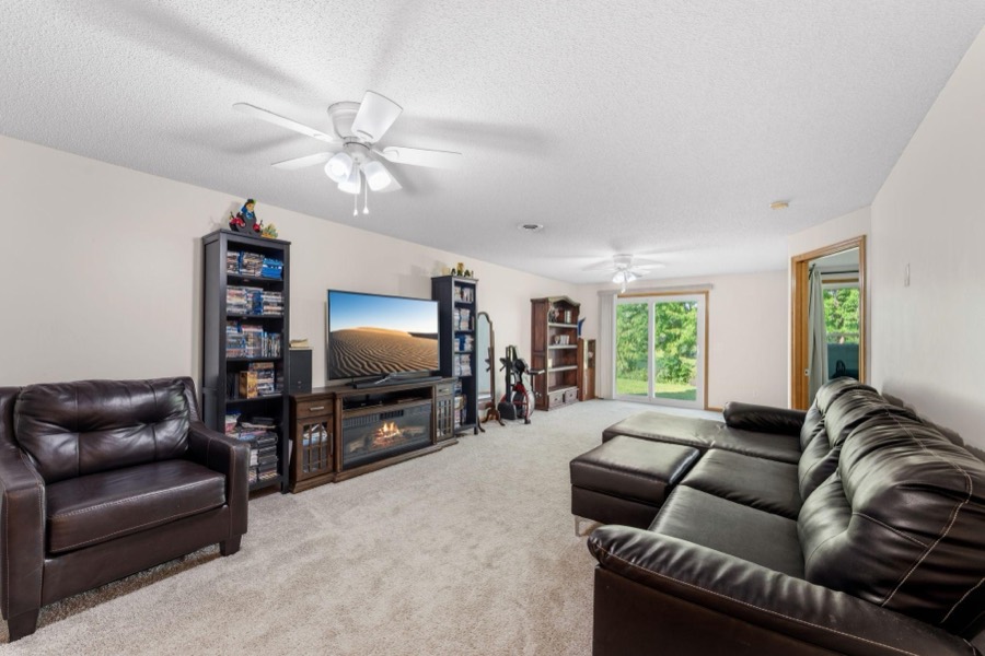 14338 Brookmere Boulevard NW, Prior Lake, MN photo 23