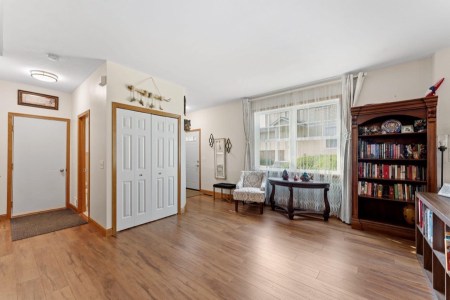 14338 Brookmere Boulevard NW, Prior Lake, MN photo 4