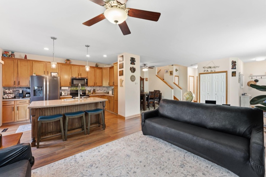 14338 Brookmere Boulevard NW, Prior Lake, MN photo 9