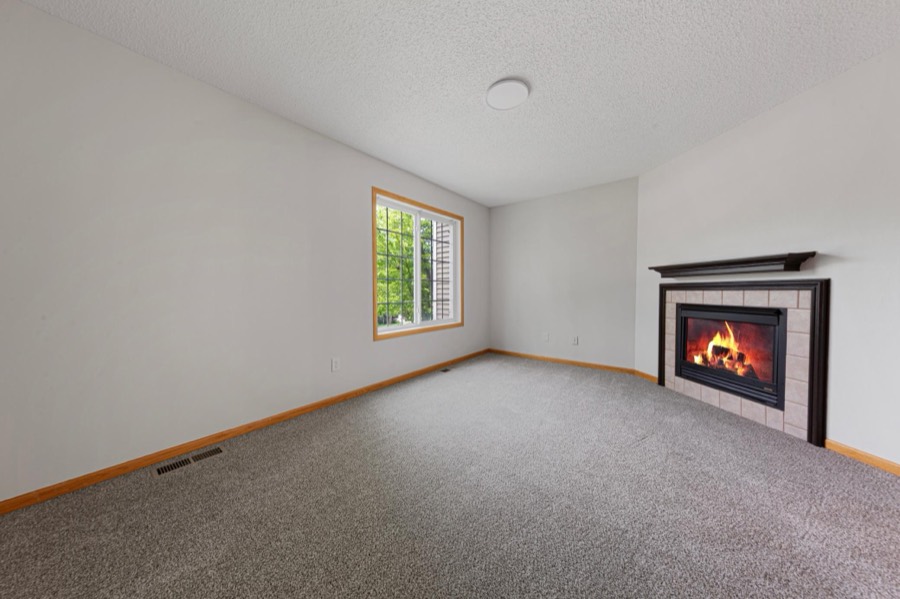 16379 Timber Crest Drive SE, Prior Lake, MN photo 4
