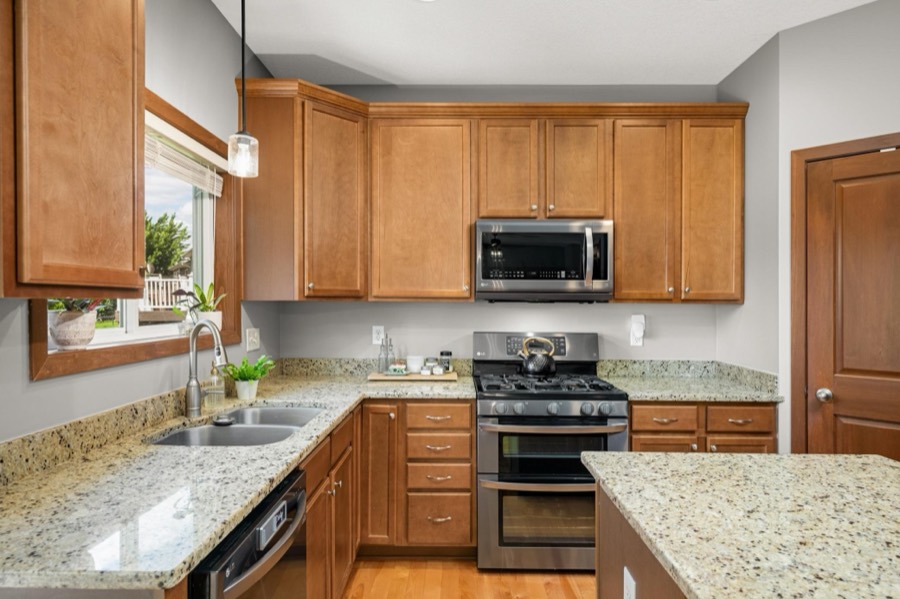 16280 Tahinka Court NW, Prior Lake, MN photo 15