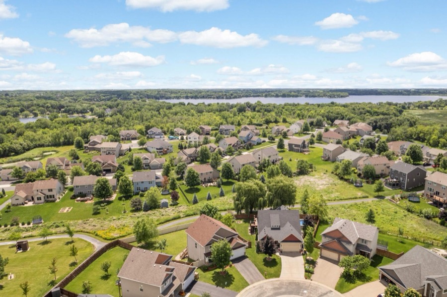 16280 Tahinka Court NW, Prior Lake, MN photo 48