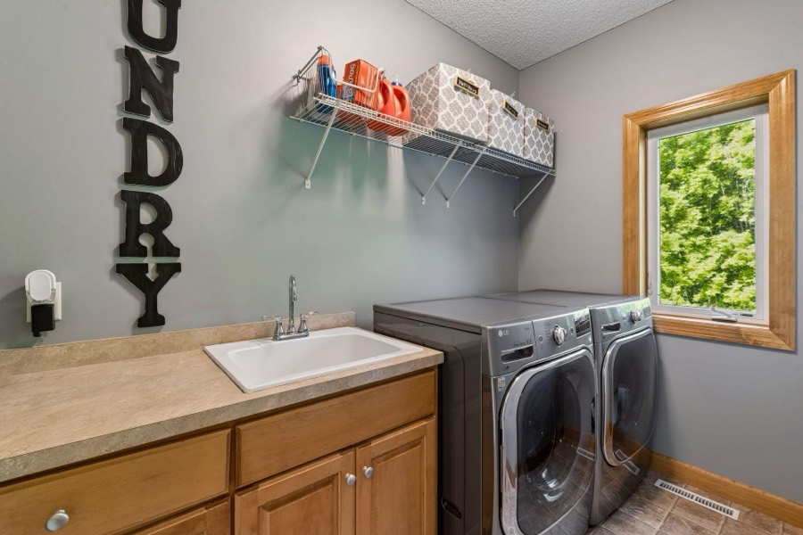 6025 Century Lane, Prior Lake, MN photo 29
