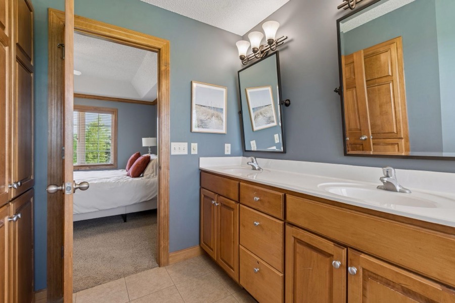 6025 Century Lane, Prior Lake, MN photo 34
